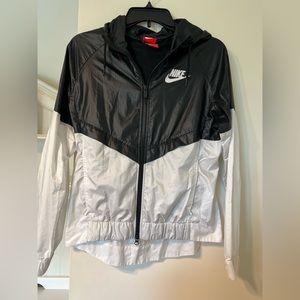 Nike windbreaker